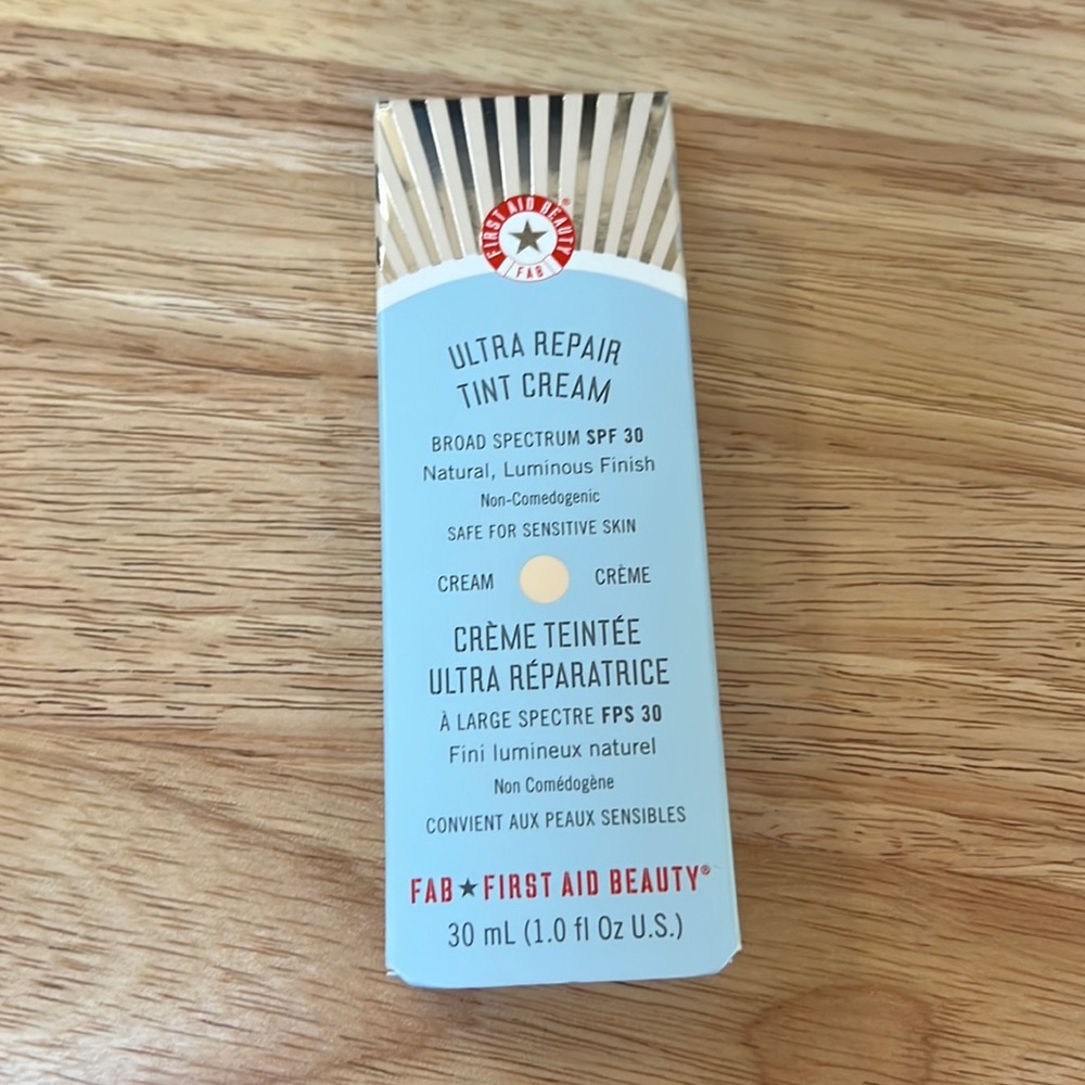 First Aid Beauty Ultra Repair Tint Cream